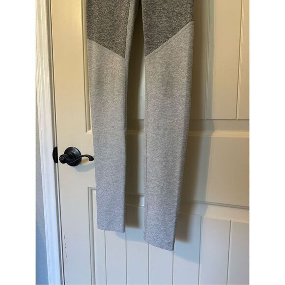 Outdoor Voices Gray Colorblock Workout Leggings Size XS - Picture 3 of 6